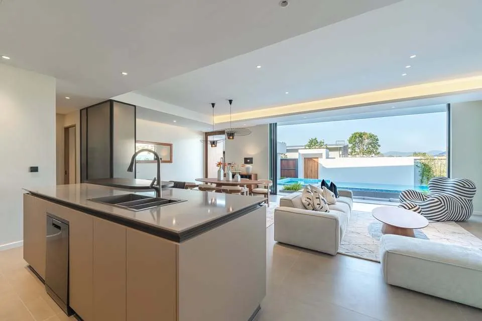 Elegant 3-Bedroom Pool Villa at Clover Residence – Prime Location in Phuket — Thumbnail 6