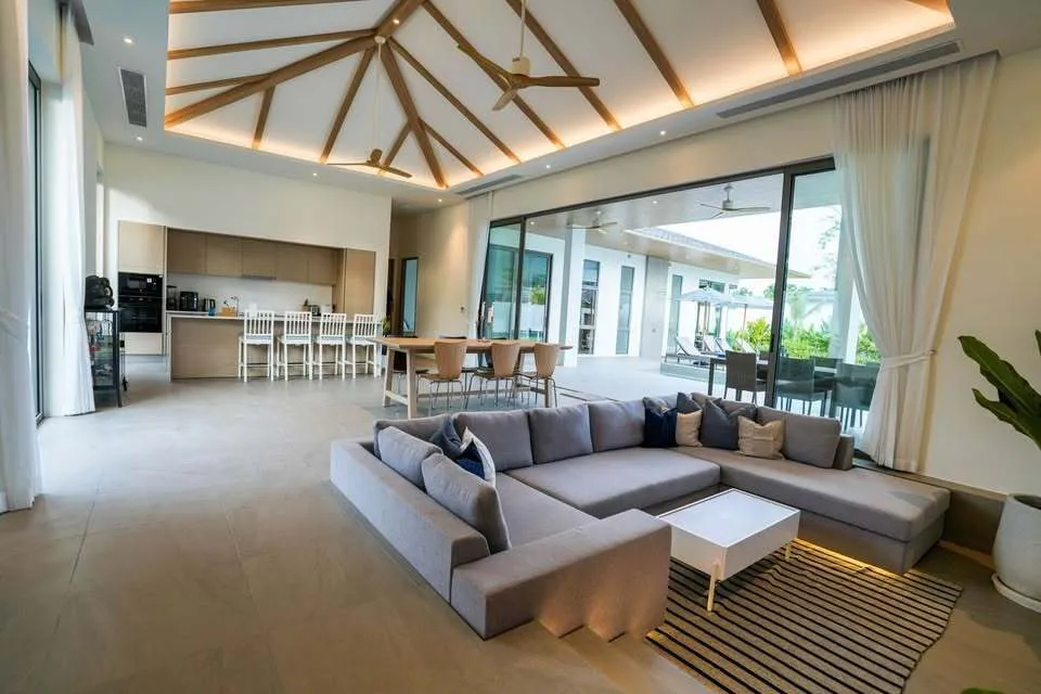 Spacious 3-Bedroom Pool Villa in Bang Jo – Tranquility & Convenience — Thumbnail 6