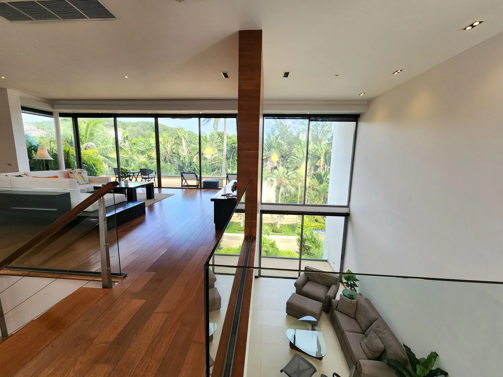 Luxury Fully Furnished Family Duplex Penthouse with Pool & Garden Views — Thumbnail 15