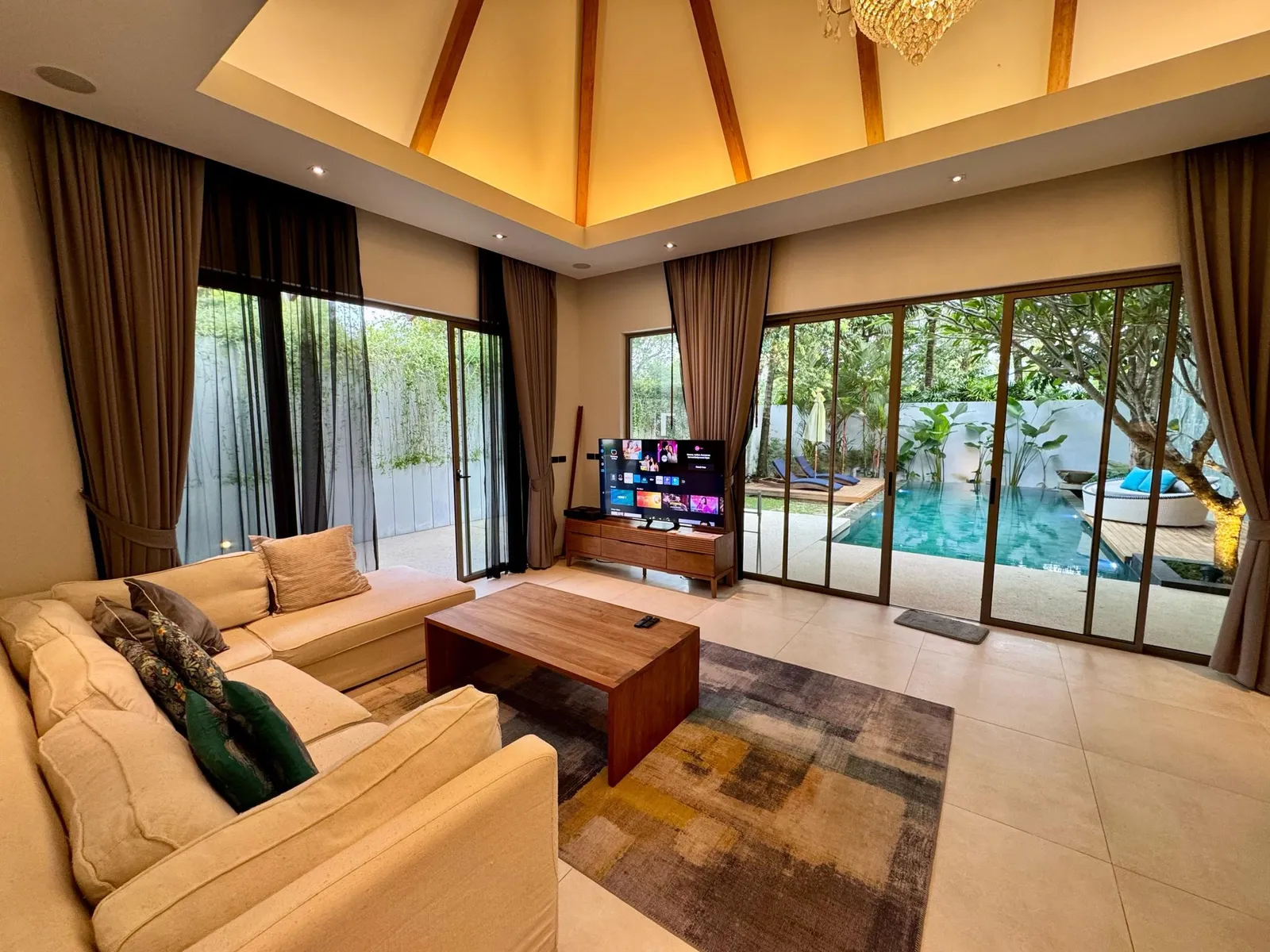2-Bedroom Pool Villa for Rent – Anchan Hills, Phuket — Thumbnail 3