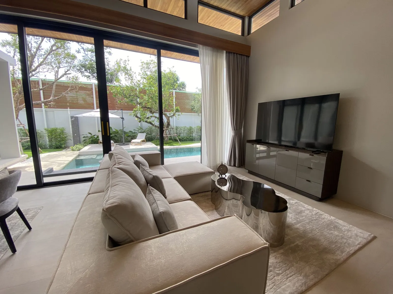 Botanica Modern Loft 2 | 3-Bedroom Pool Villa for Rent in Phuket | SD09042501 — Thumbnail 13