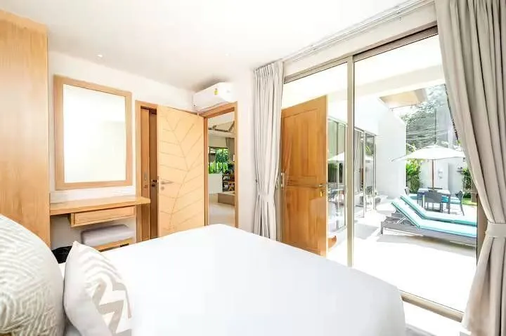 Elegant 3-Bedroom Villa with Private Pool in Trichada Breeze, Bang Tao, Phuket — Thumbnail 2