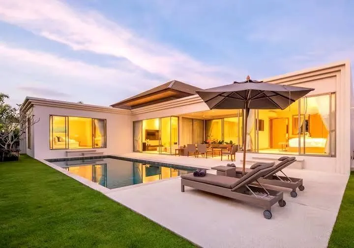 Elegant 3-Bedroom Villa with Private Pool in Trichada Breeze, Bang Tao, Phuket — Thumbnail 8