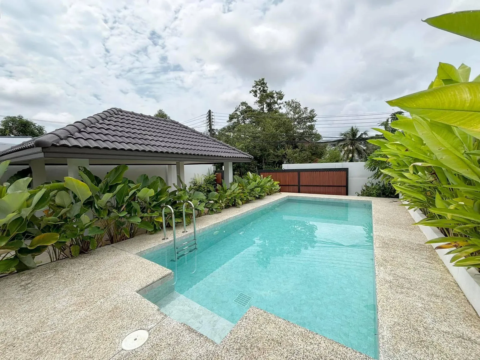 Luxurious 3-Bedroom Pool Villa for Rent in Cherng Talay, Phuket | SC21042550 — Thumbnail 4