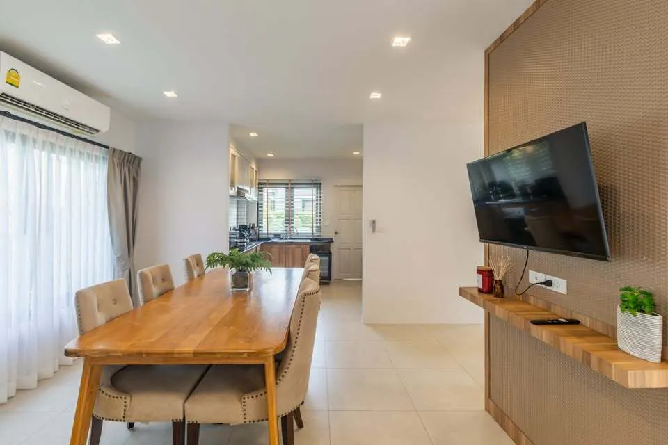 Elegant 3-Bed Villa for Long-Term Rent Near Laguna Phuket with Pool Access