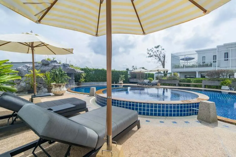 Elegant 3-Bed Villa for Long-Term Rent Near Laguna Phuket with Pool Access — Thumbnail 12