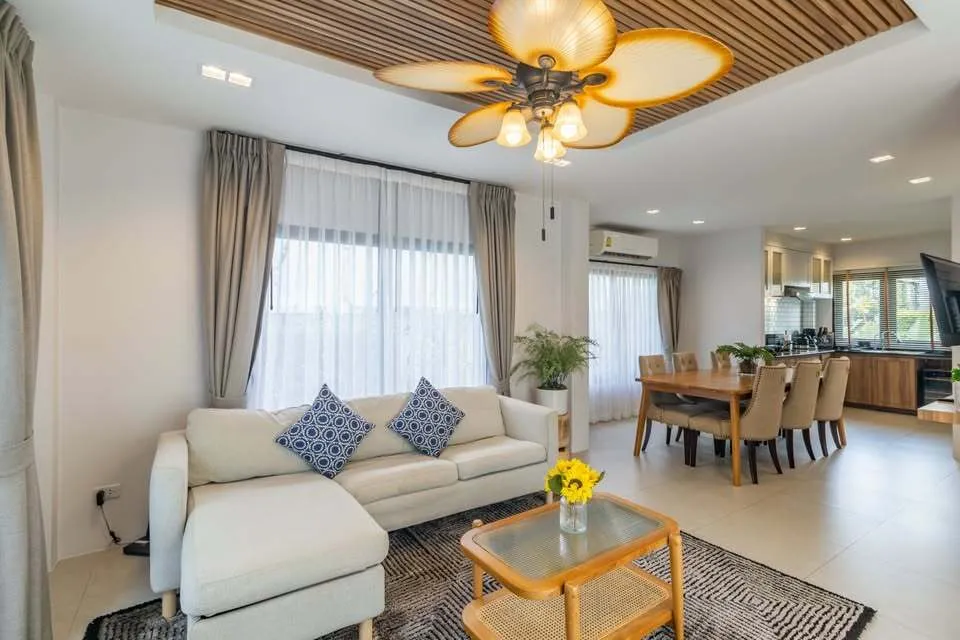 Elegant 3-Bed Villa for Long-Term Rent Near Laguna Phuket with Pool Access — Thumbnail 17