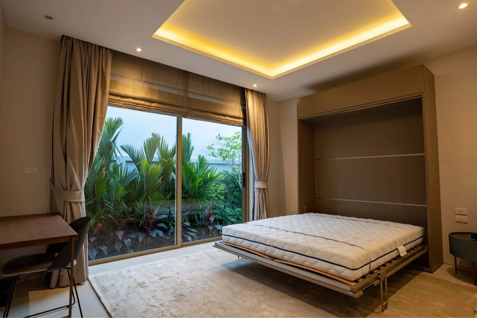Luxury 5-Bedroom Botanica Lakeside Villa in Layan, Phuket – For Sale or Long-Term Rent — Thumbnail 4