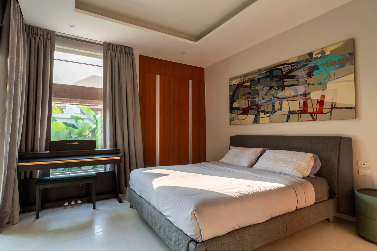 Luxury 5-Bedroom Botanica Lakeside Villa in Layan, Phuket – For Sale or Long-Term Rent — Thumbnail 8