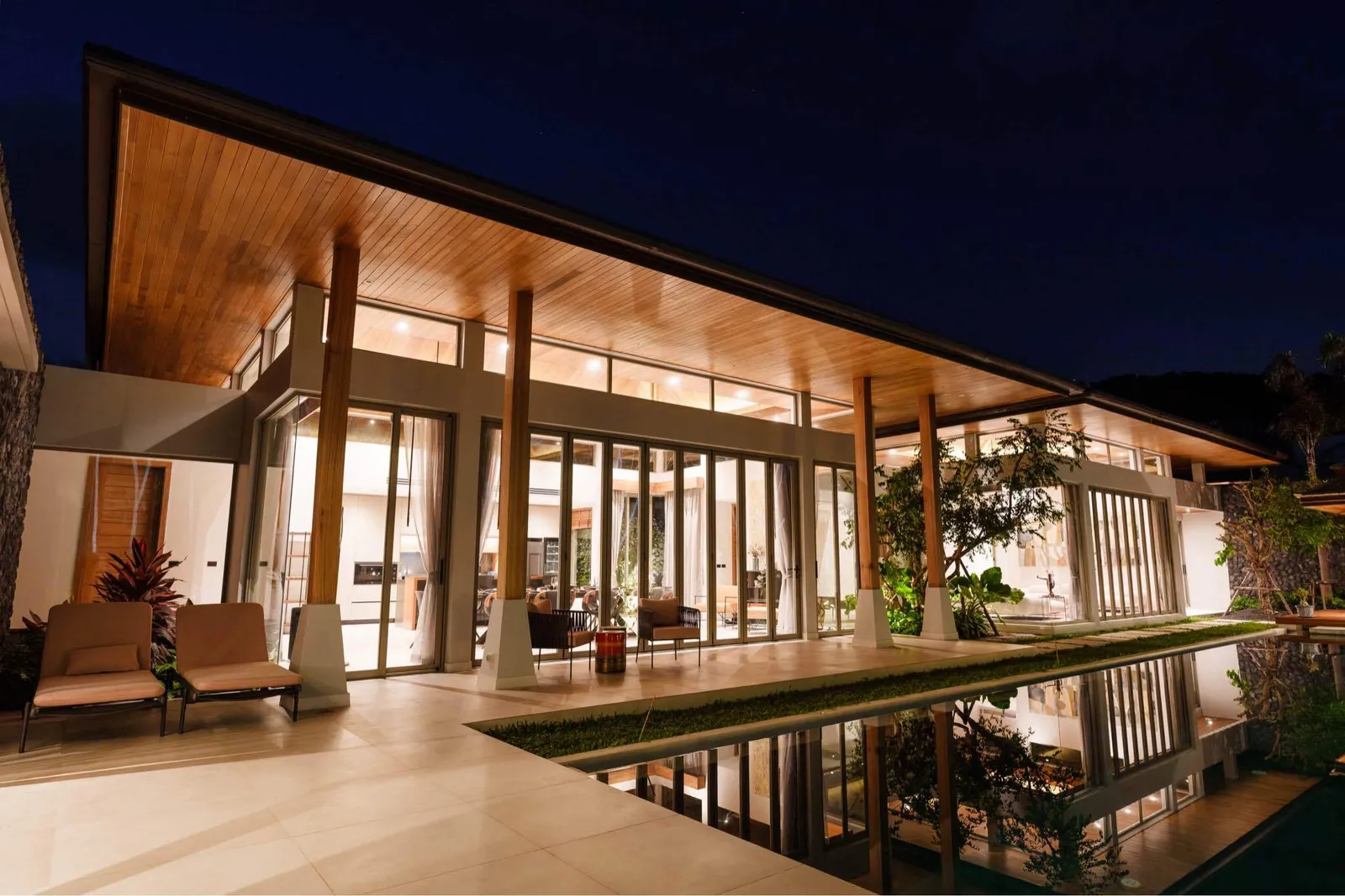 Luxury 5-Bedroom Botanica Lakeside Villa in Layan, Phuket – For Sale or Long-Term Rent — Thumbnail 10