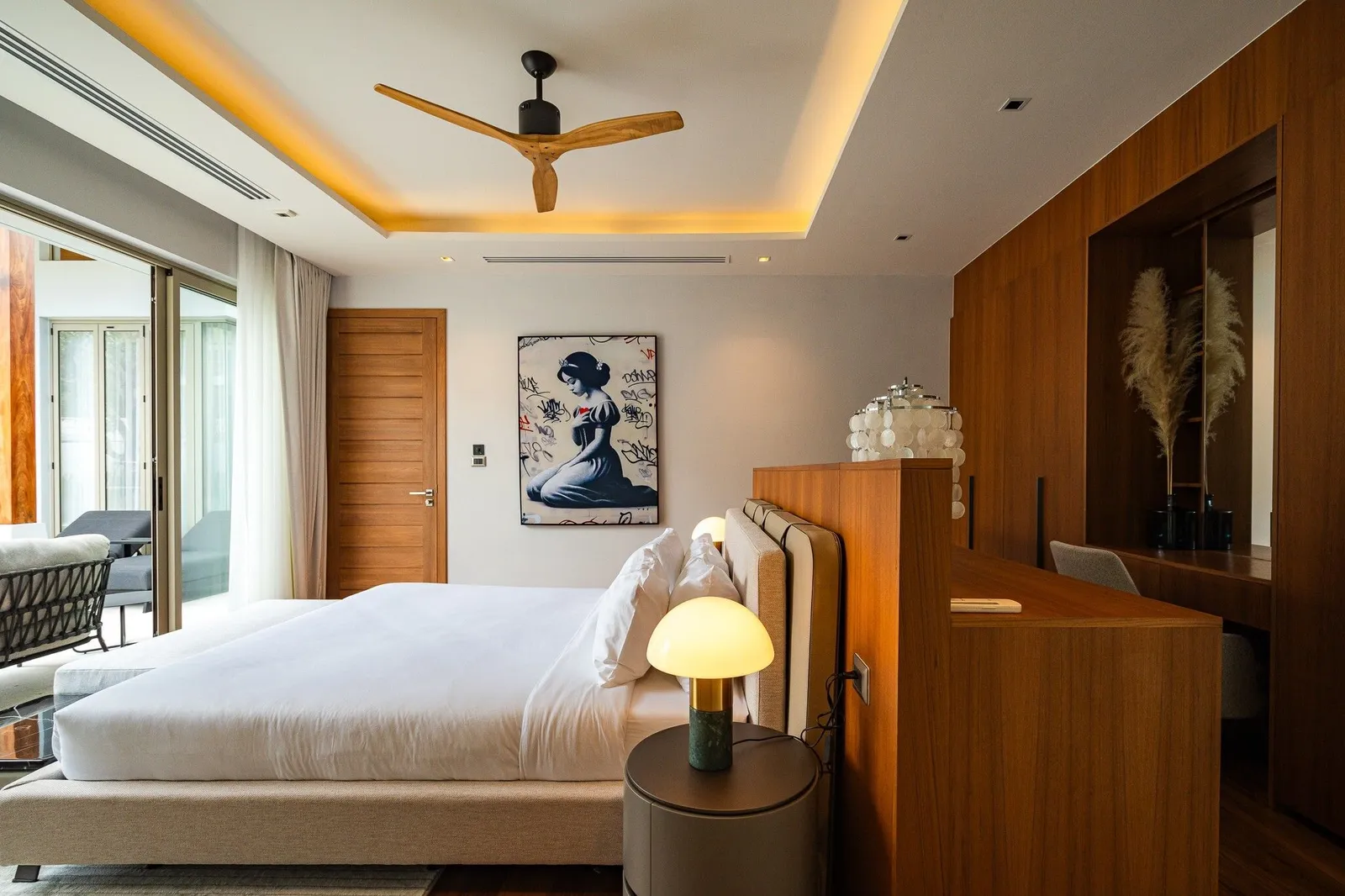 Elegant 3-Bedroom Luxury Villa with Pool in Botanica Prestige, Layan — Thumbnail 9
