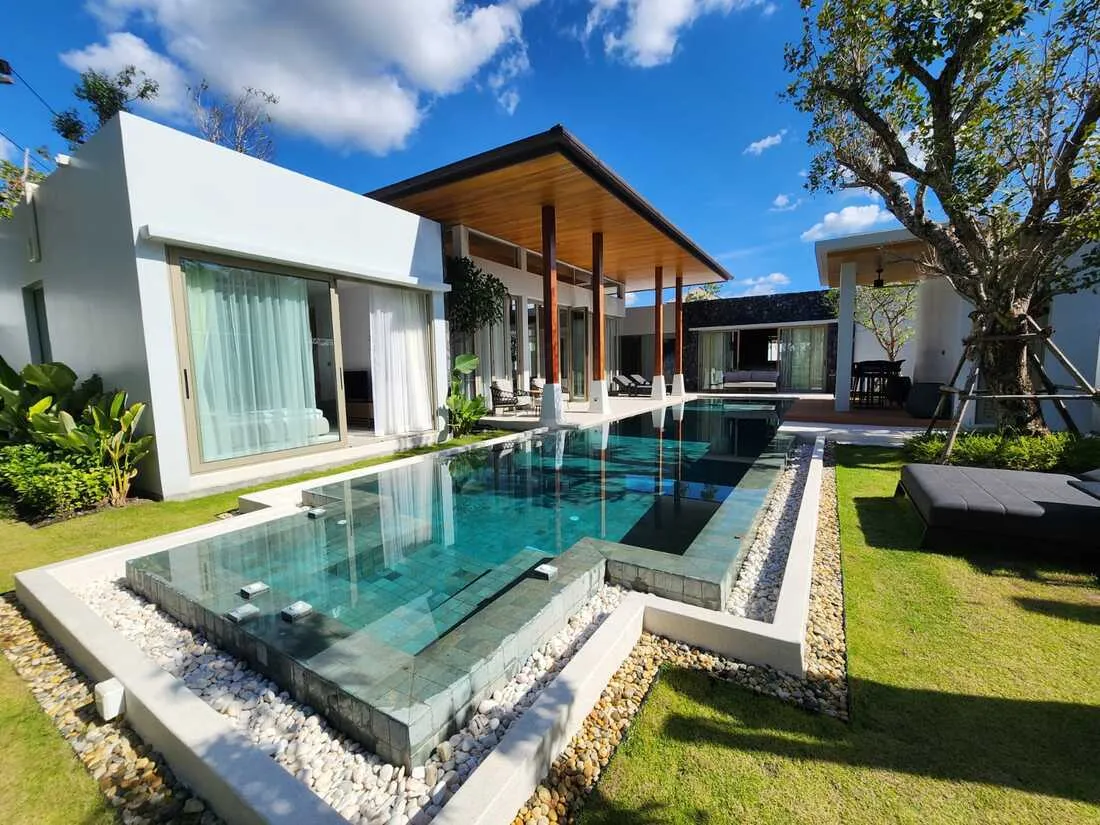 Elegant 3-Bedroom Luxury Villa with Pool in Botanica Prestige, Layan — Thumbnail 19