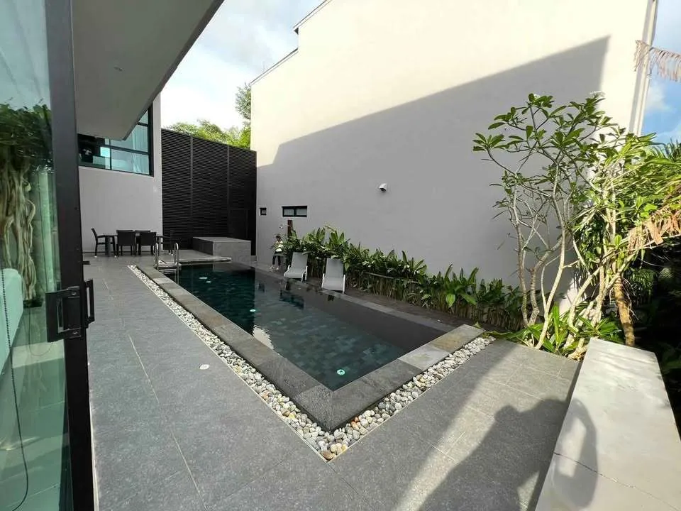Stylish 3-Bedroom Villa for Rent at Wallaya Villas, Choeng Thale, Phuket — Thumbnail 10
