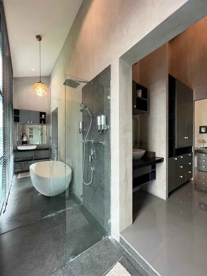 Stylish 3-Bedroom Villa for Rent at Wallaya Villas, Choeng Thale, Phuket — Thumbnail 14