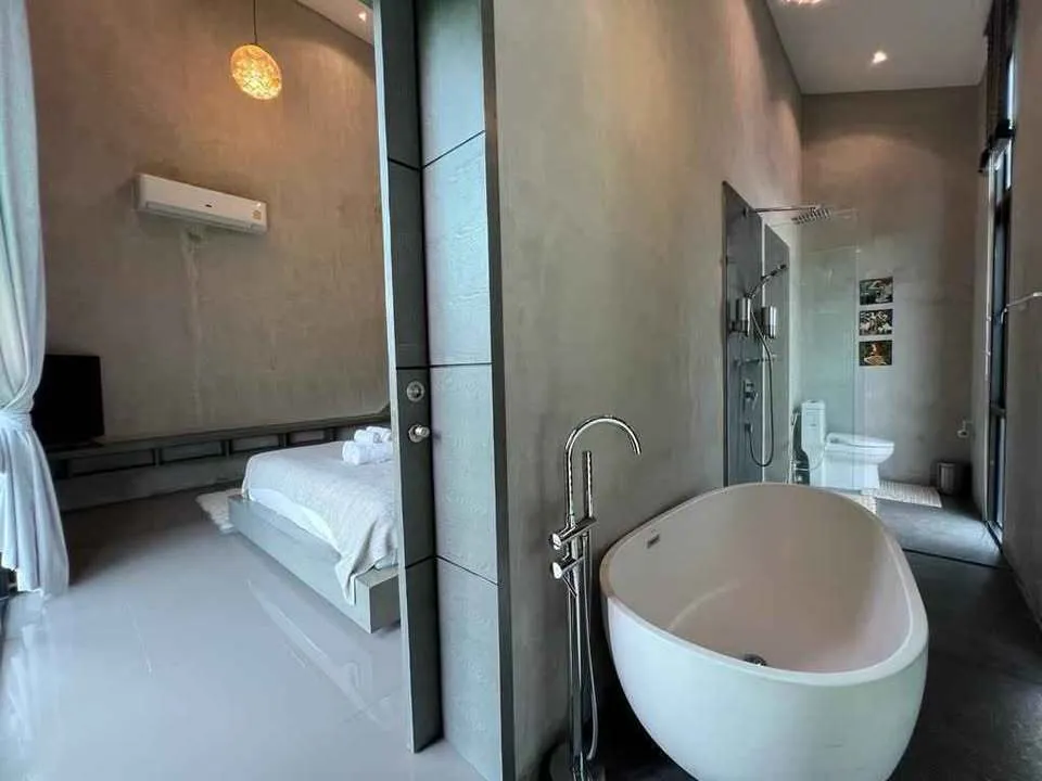 Stylish 3-Bedroom Villa for Rent at Wallaya Villas, Choeng Thale, Phuket — Thumbnail 16