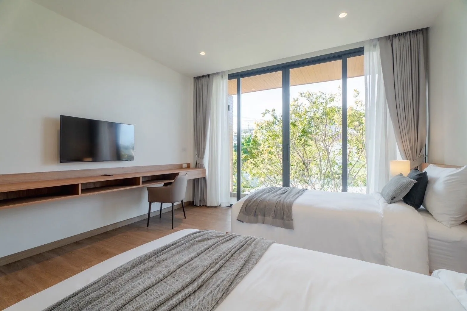 Luxurious Asian Fusion Villa for Sale in Nai Harn, Rawai, Phuket | SD04072551 — Thumbnail 13