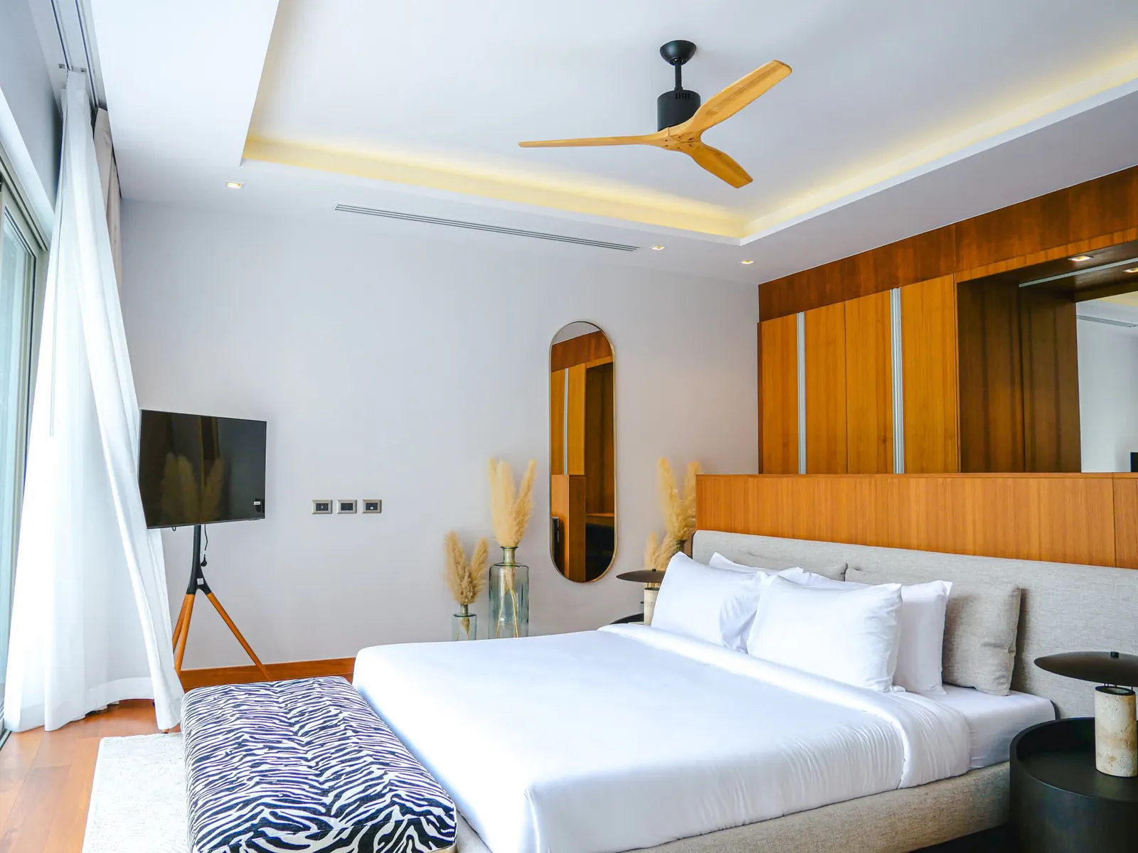 Modern 4-Bedroom Corner Villa with Pool in Botanica Foresta, Phuket | BC06072502 — Thumbnail 9