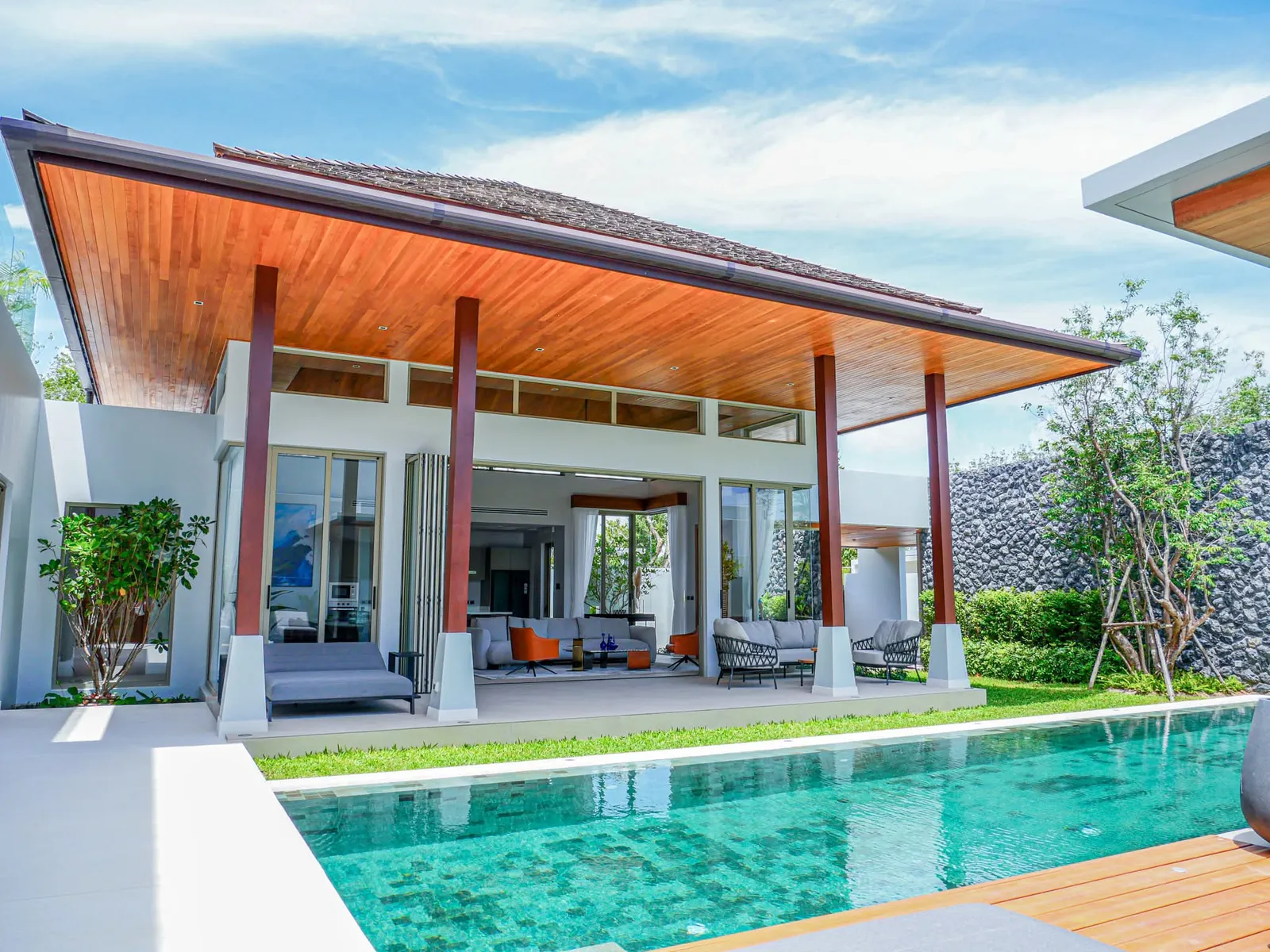 Modern 4-Bedroom Corner Villa with Pool in Botanica Foresta, Phuket | BC06072502 — Thumbnail 14