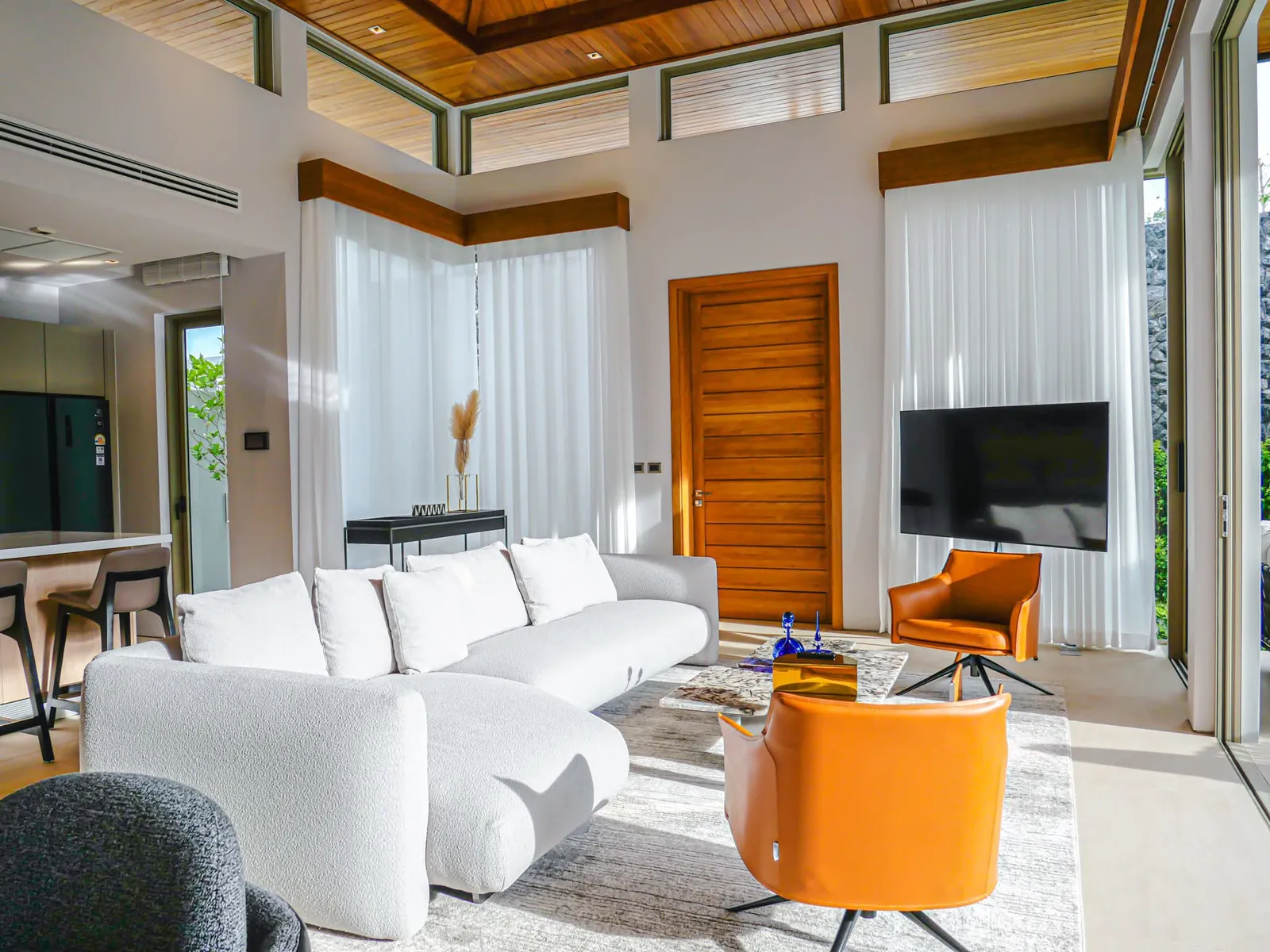 Modern 4-Bedroom Corner Villa with Pool in Botanica Foresta, Phuket | BC06072502 — Thumbnail 18