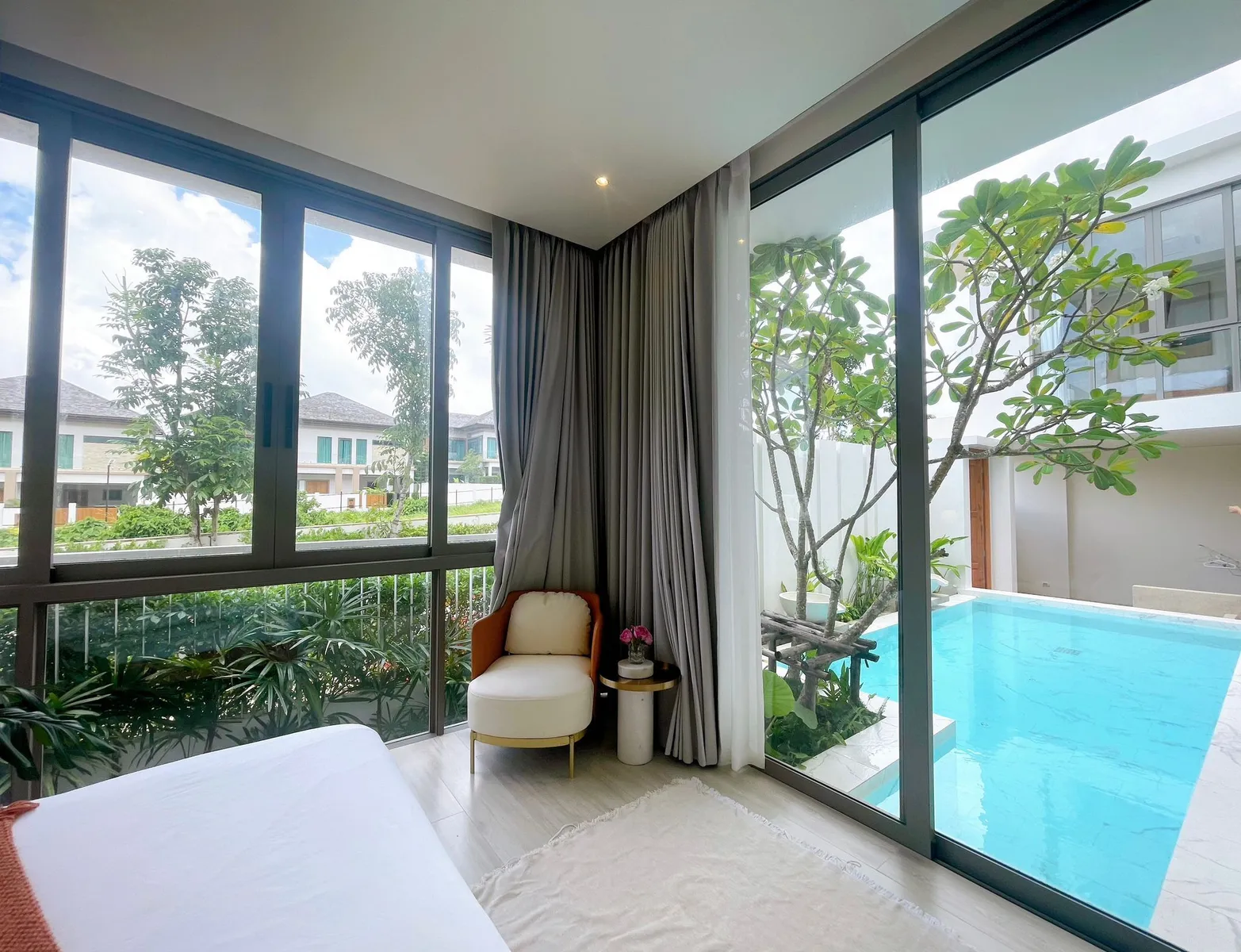 Villa for Sale in Pasak, 4-Bedroom Villa with Private Pool | SD10072551 — Thumbnail 3