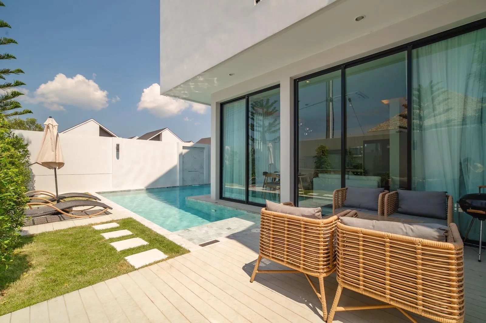 Modern Luxury Villa For Sale in Cherng Talay | SD11072550 — Thumbnail 14