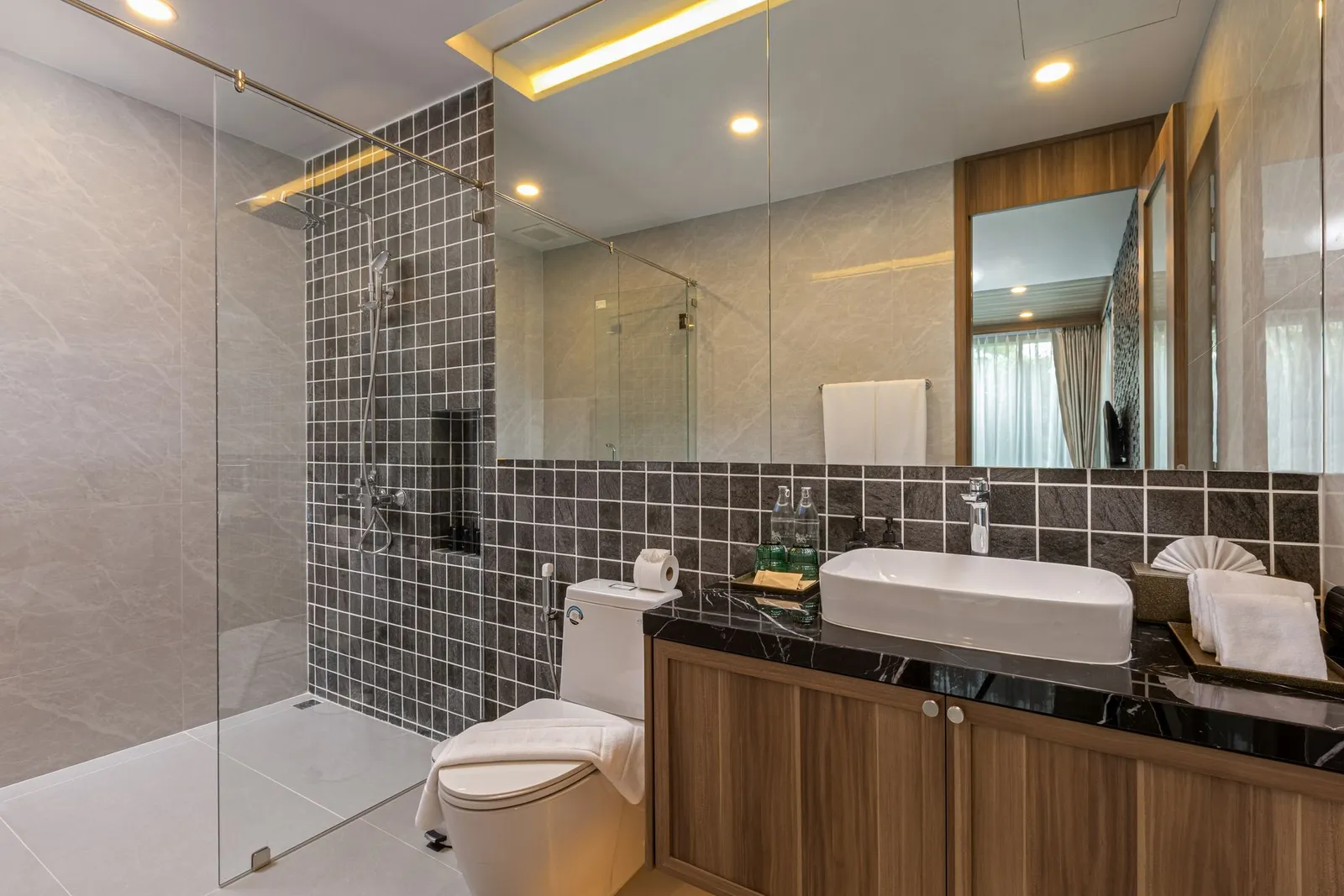 Luxurious 4-Bedroom Villa for Sale in Rawai | SD15072551 — Thumbnail 18