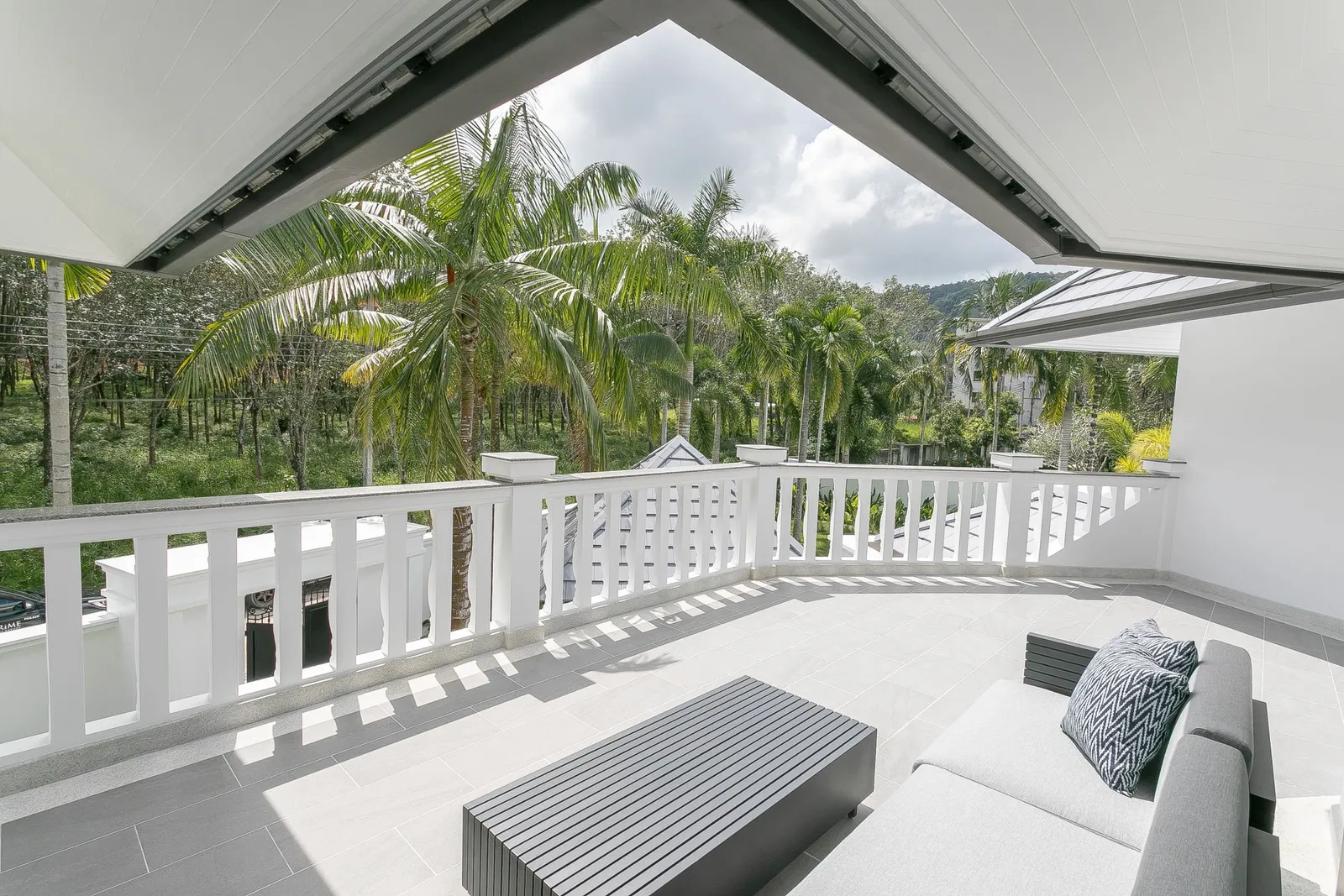 Luxurious 5-Bedroom Villa For Sale | SC16072551 — Thumbnail 7