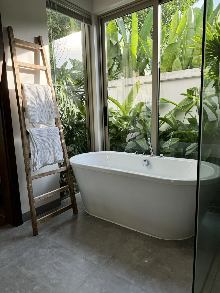 Botanica 3-Bedroom Luxury Pool Villa for Rent with Forest View near Layan, Phuket — Thumbnail 12