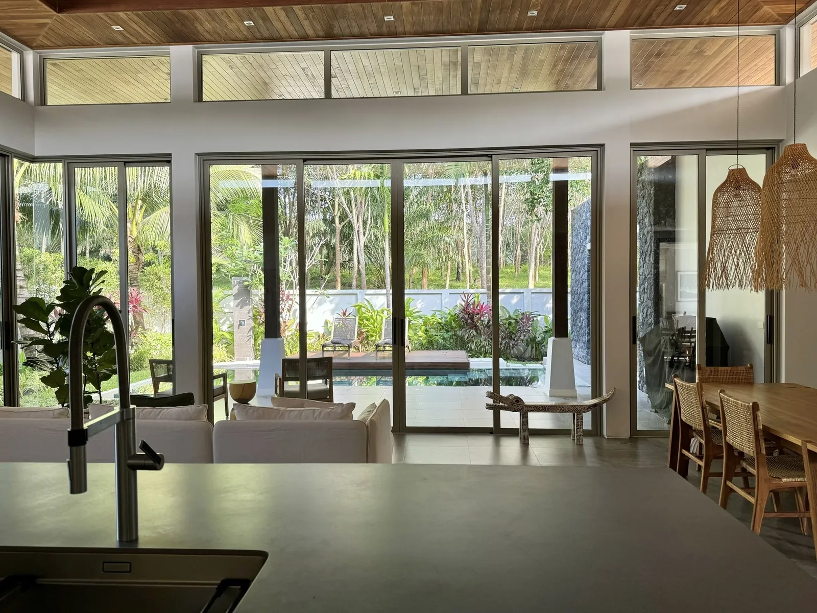 Botanica 3-Bedroom Luxury Pool Villa for Rent with Forest View near Layan, Phuket — Thumbnail 14
