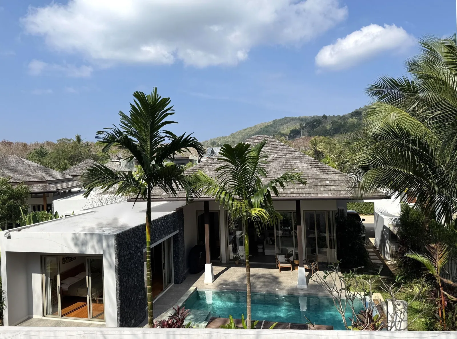 Botanica 3-Bedroom Luxury Pool Villa for Rent with Forest View near Layan, Phuket — Thumbnail 16
