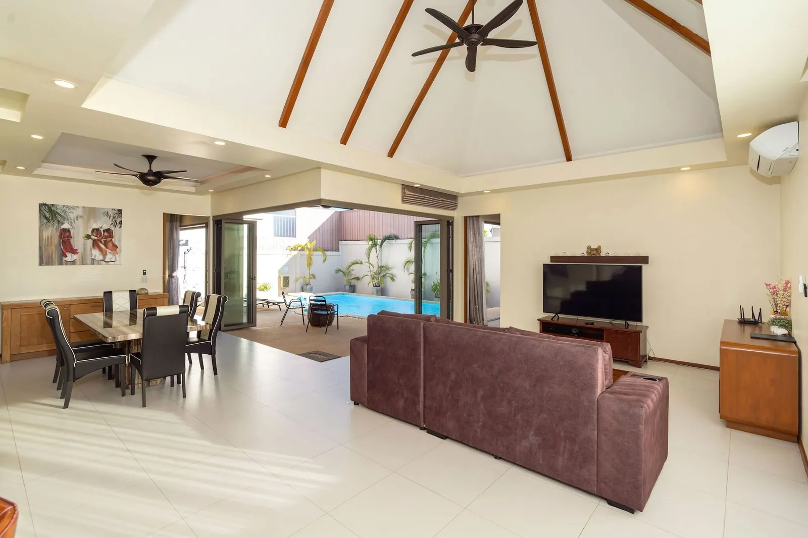 Modern 2-Bedroom Pool Villa For Sale in Rawai, Phuket | SD23072504 — Thumbnail 15