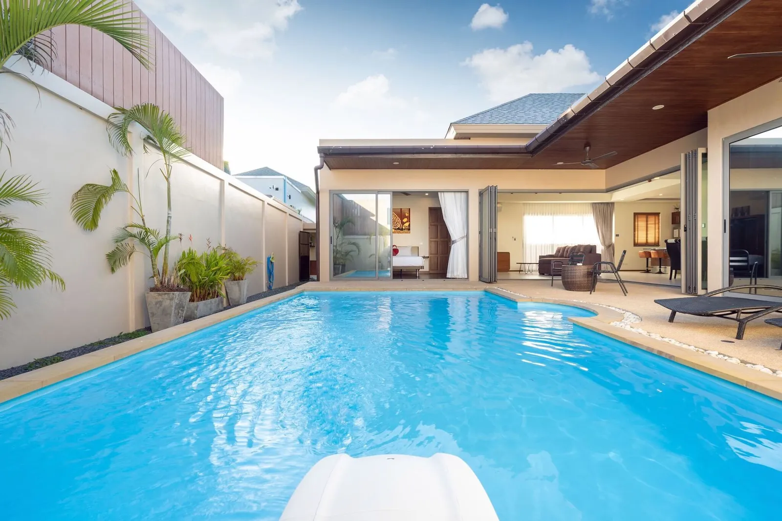 Modern 2-Bedroom Pool Villa For Sale in Rawai, Phuket | SD23072504 — Thumbnail 19
