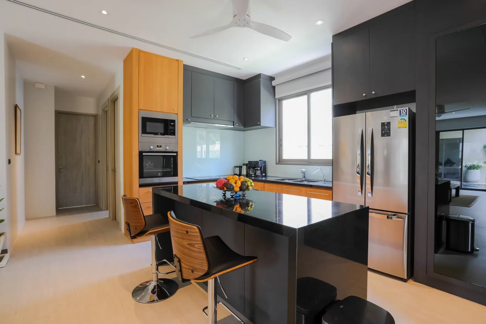 Contemporary 3-Bed Standalone Villa in Choeng Thale, Phuket | SD23072506 — Thumbnail 2