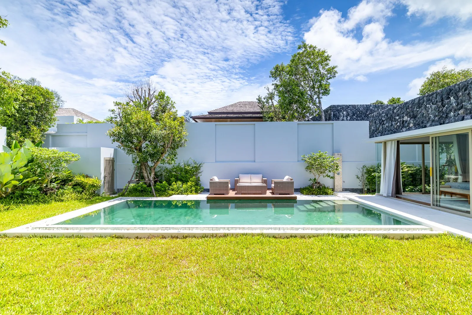 New 4-Bedroom Private Pool Villa for Rent in Botanica Foresta, Phuket — Thumbnail 18