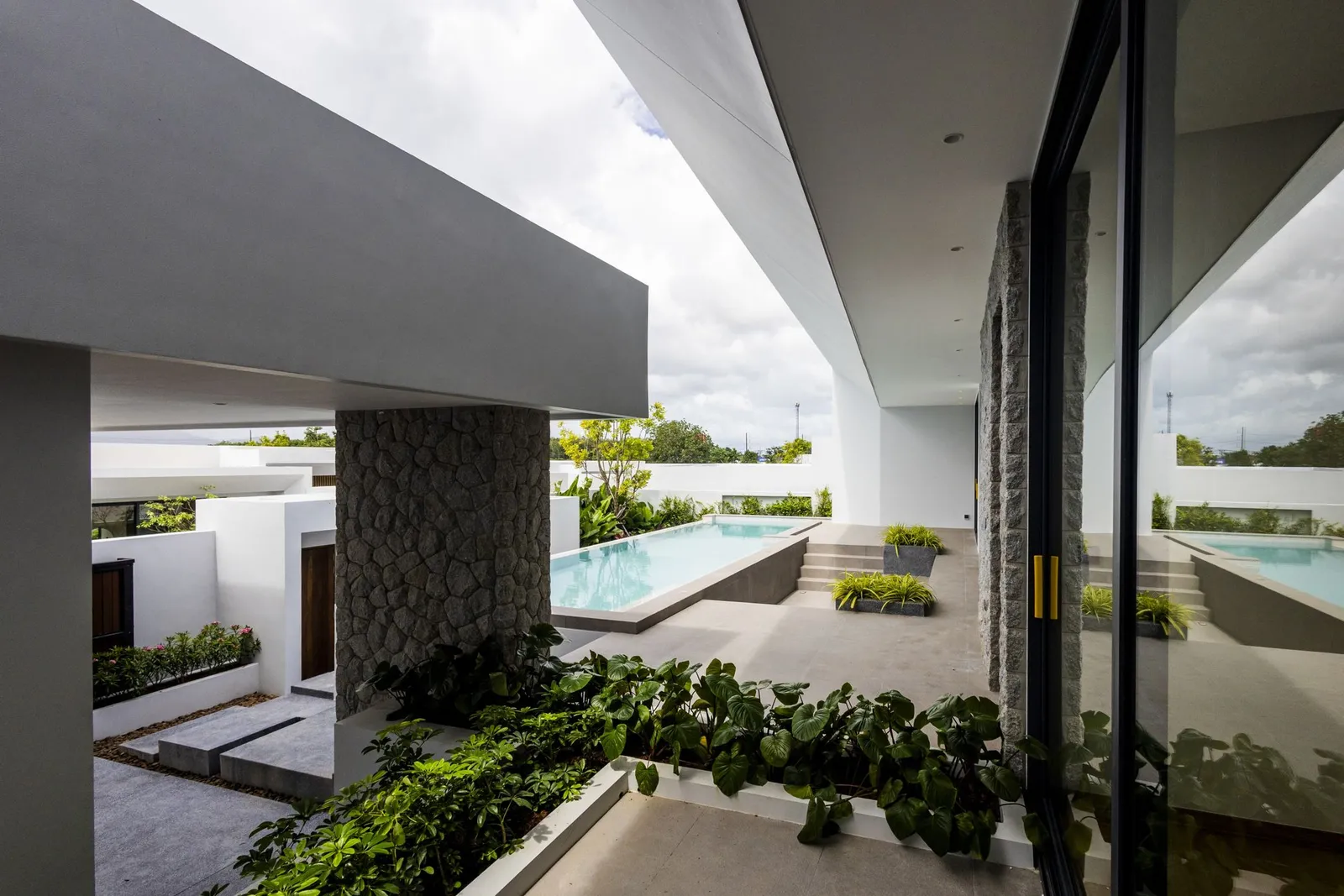 Clover Residence: Luxurious 3-Bedroom Villa in Laguna for Sale | SD29072550 — Thumbnail 7