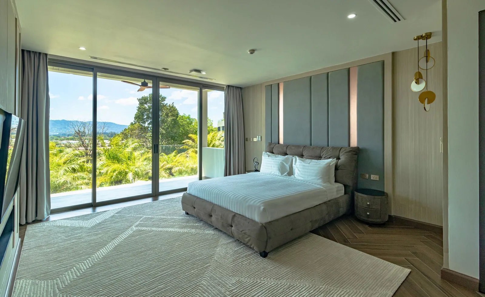 Luxury Property: Stunning 5-Bedroom Villa for Sale in Layan, Phuket | SC04082551 — Thumbnail 5