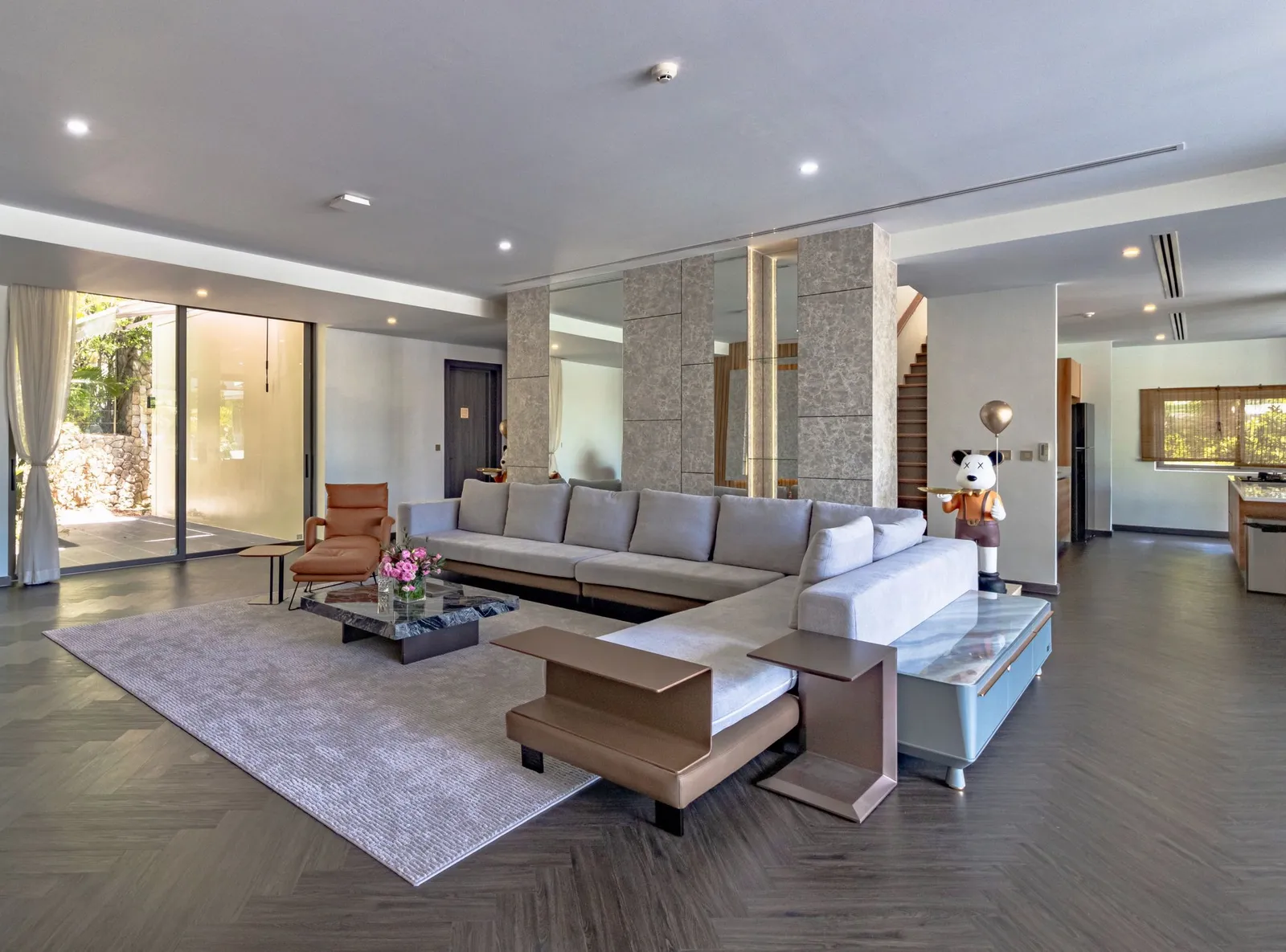 Luxury Property: Stunning 5-Bedroom Villa for Sale in Layan, Phuket | SC04082551 — Thumbnail 12