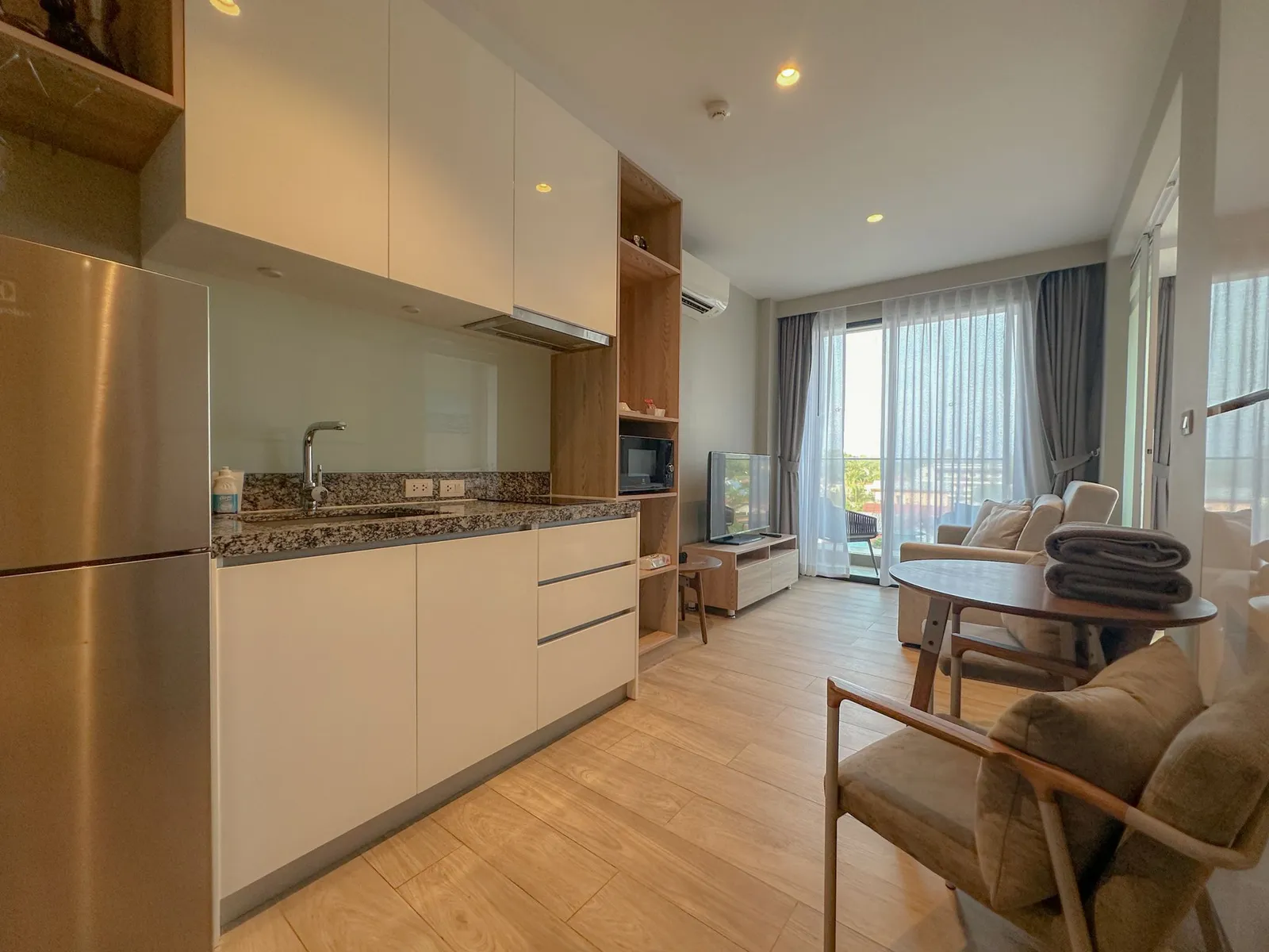 Diamond Condominium – 1 Bedroom Freehold Condo for Sale Near Bangtao Beach | SD14082505