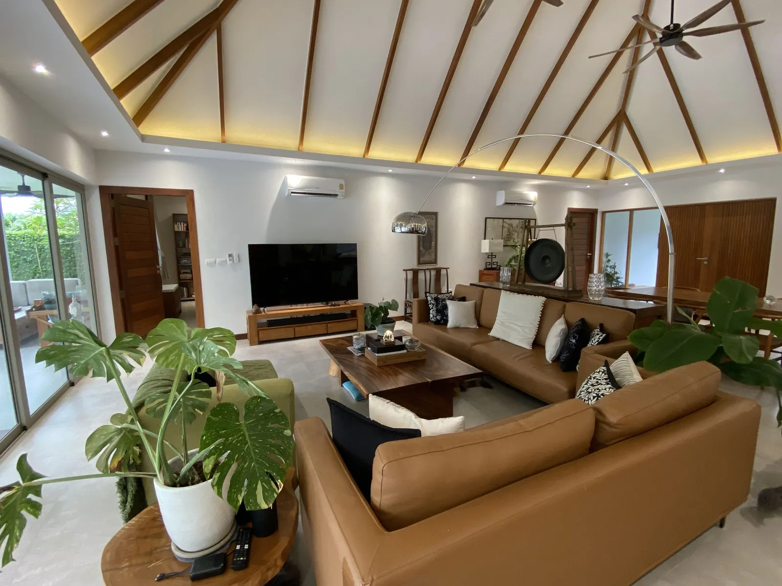 Luxurious 5-Bedroom Villa with Pool & Solar Panels in Pasak, Cherng Talay for Sale | SD28082550 — Thumbnail 23