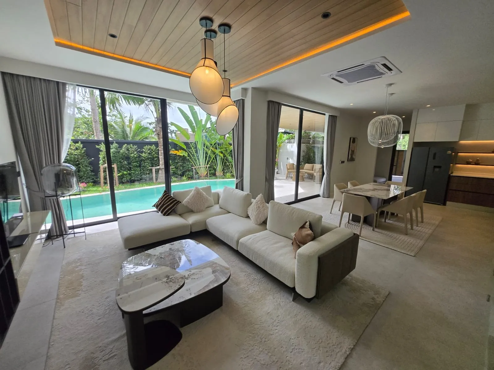 Modern 3-Bedroom Pool Villa for Sale Near Layan Beach – Phuket — Thumbnail 4