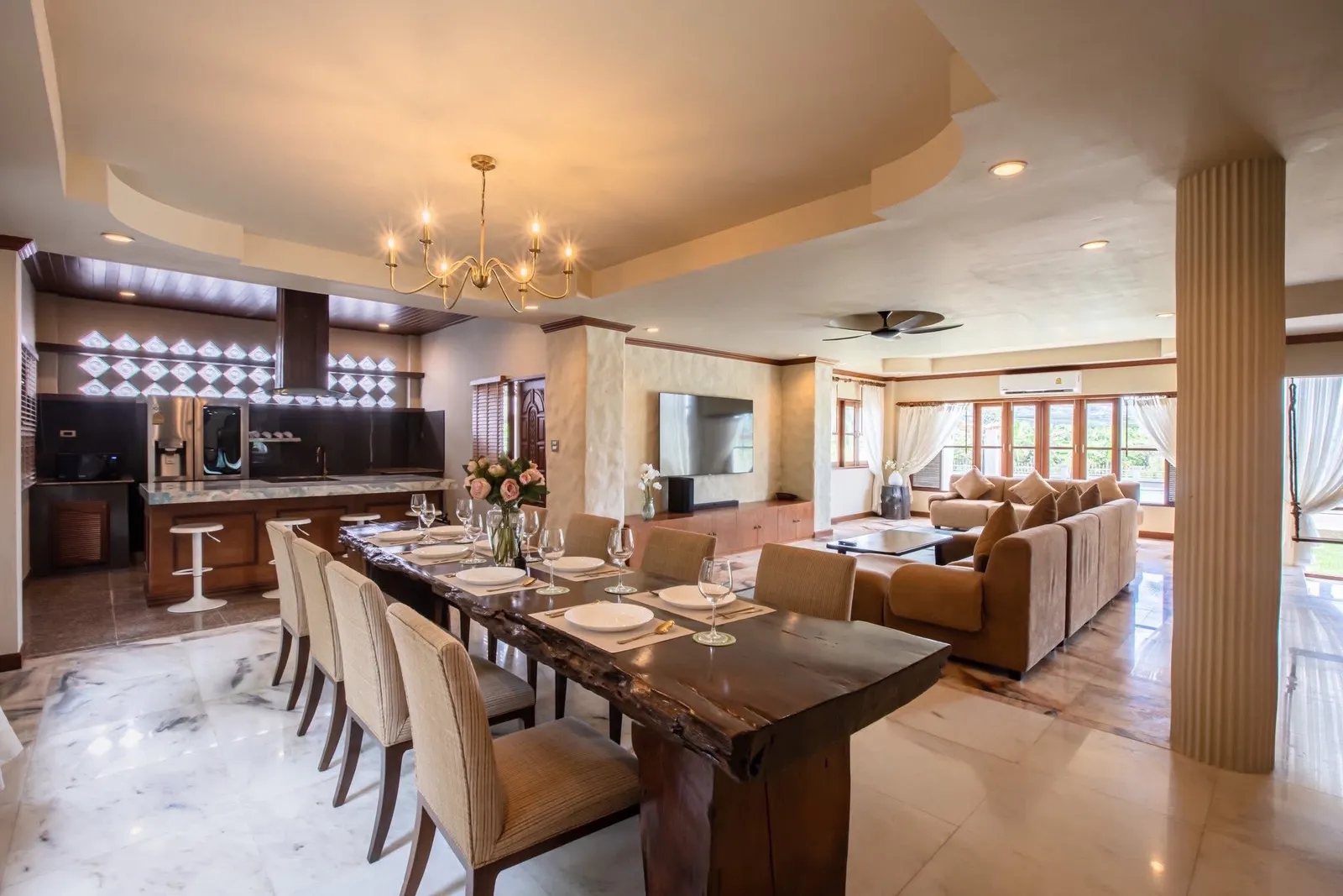 Resort-Style 5-Bedroom Luxury Villa for Rent in Chalong, Phuket — Thumbnail 5