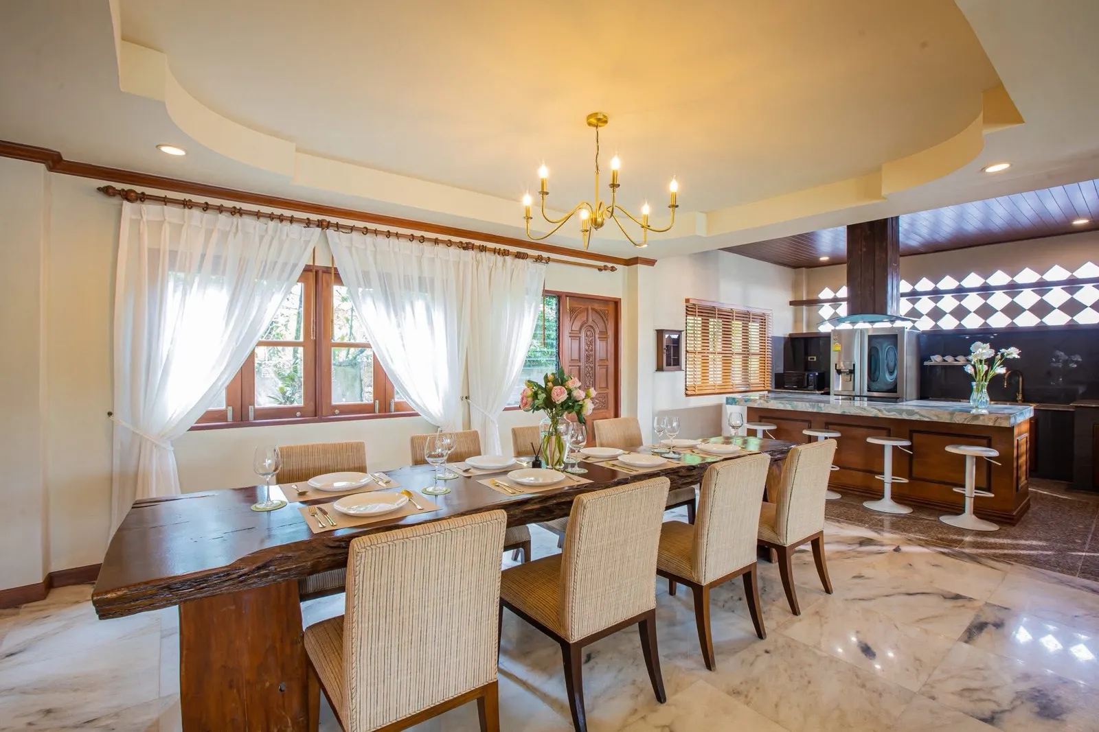 Resort-Style 5-Bedroom Luxury Villa for Rent in Chalong, Phuket — Thumbnail 20