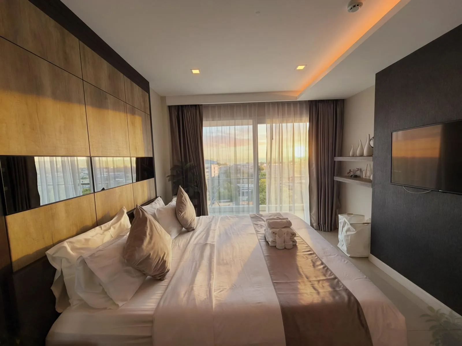 Seaview Condo at Babylon Sky Garden | Rawai Beach — Thumbnail 15