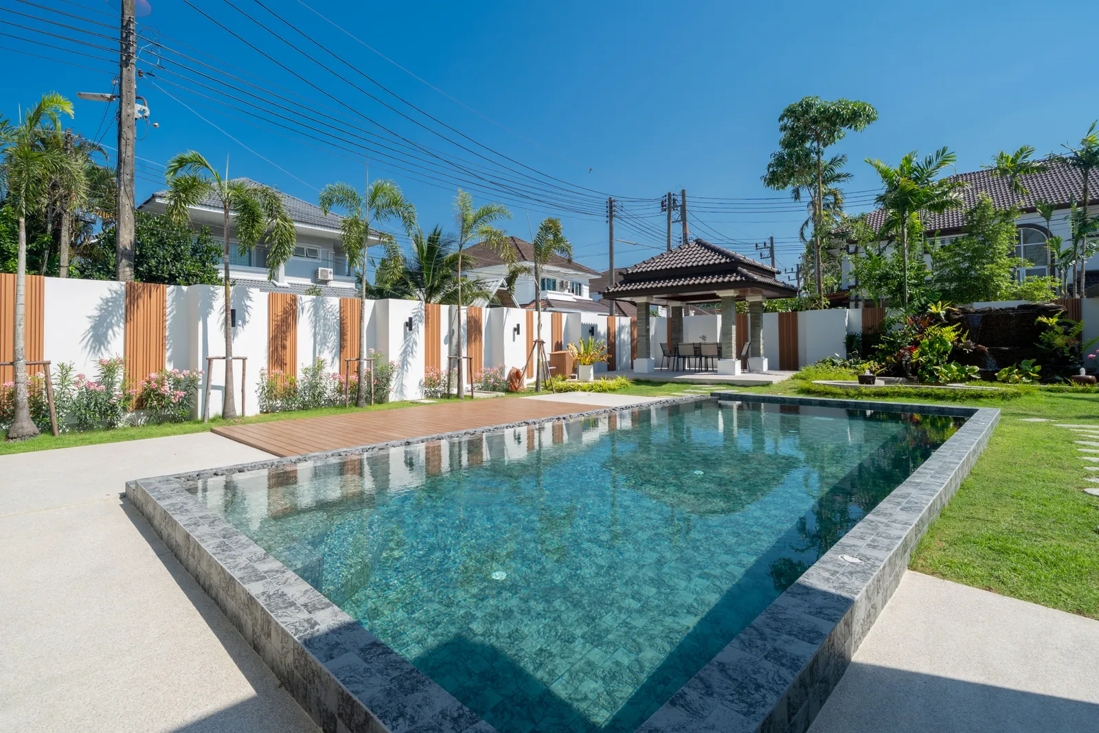 Stunning 4-Bedroom Villa with Pool in Sri Sunthon, Phuket | SI28052601 — Thumbnail 11