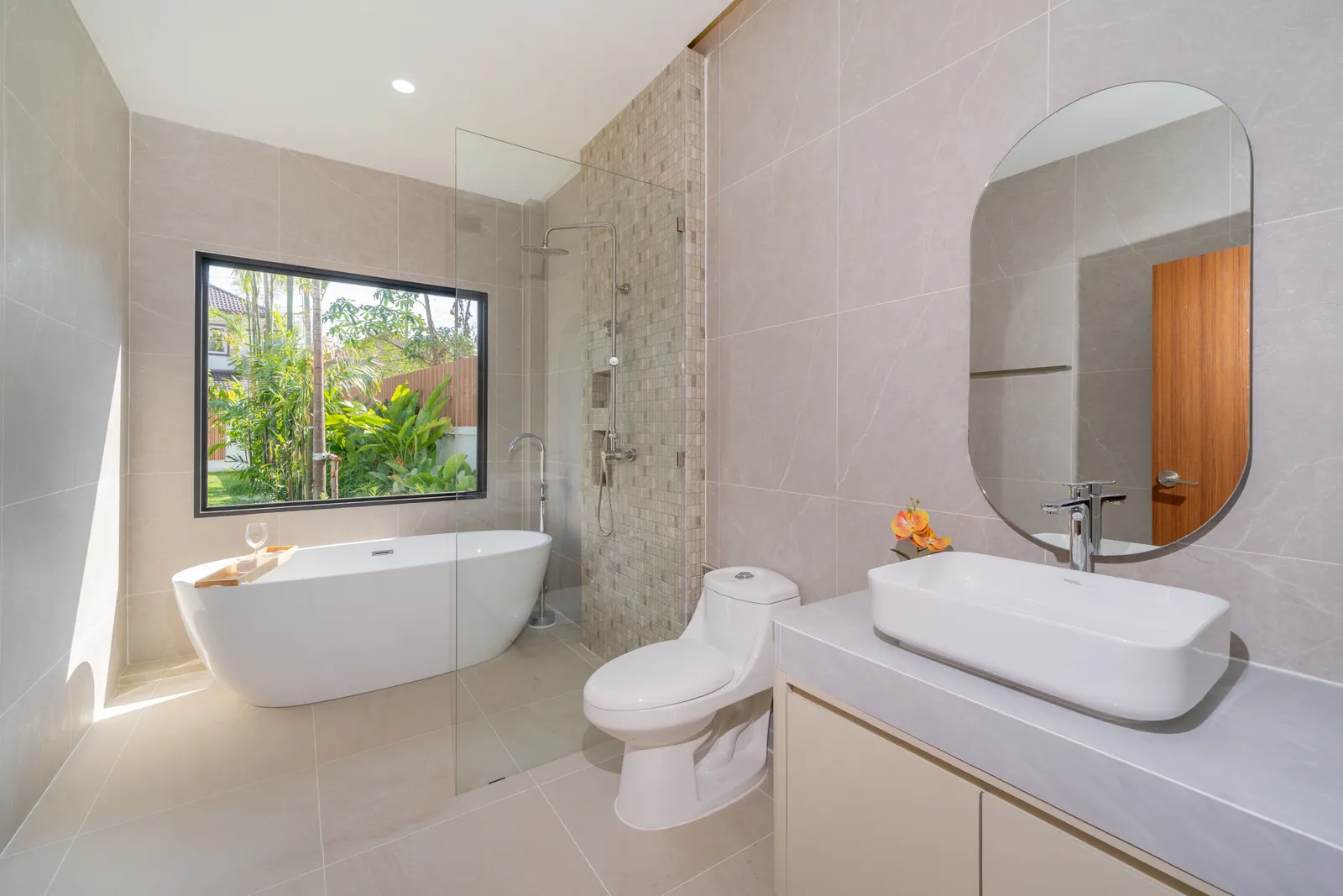 Stunning 4-Bedroom Villa with Pool in Sri Sunthon, Phuket | SI28052601 — Thumbnail 12