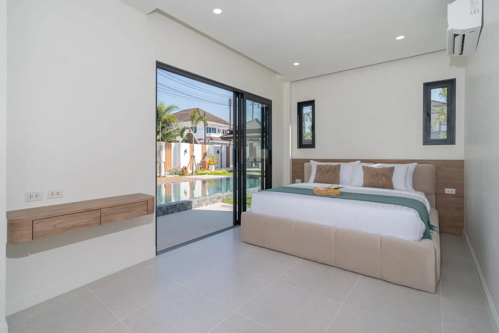 Stunning 4-Bedroom Villa with Pool in Sri Sunthon, Phuket | SI28052601 — Thumbnail 14