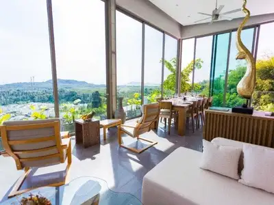 Luxurious 4 bedrooms villa – Sea view – Based in Pa Khlok