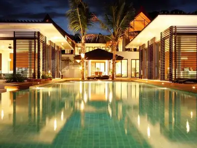 Luxurious 5 bedrooms villa – Beachfront – Based in Pa Khlok