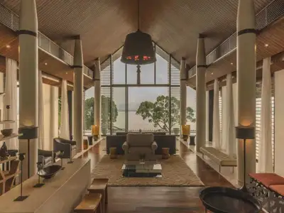 Luxurious 5 bedrooms villa – Based in Pa Khlok
