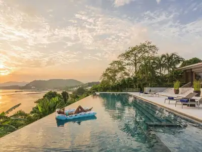 Luxurious 5 bedrooms villa – Based in Pa Khlok